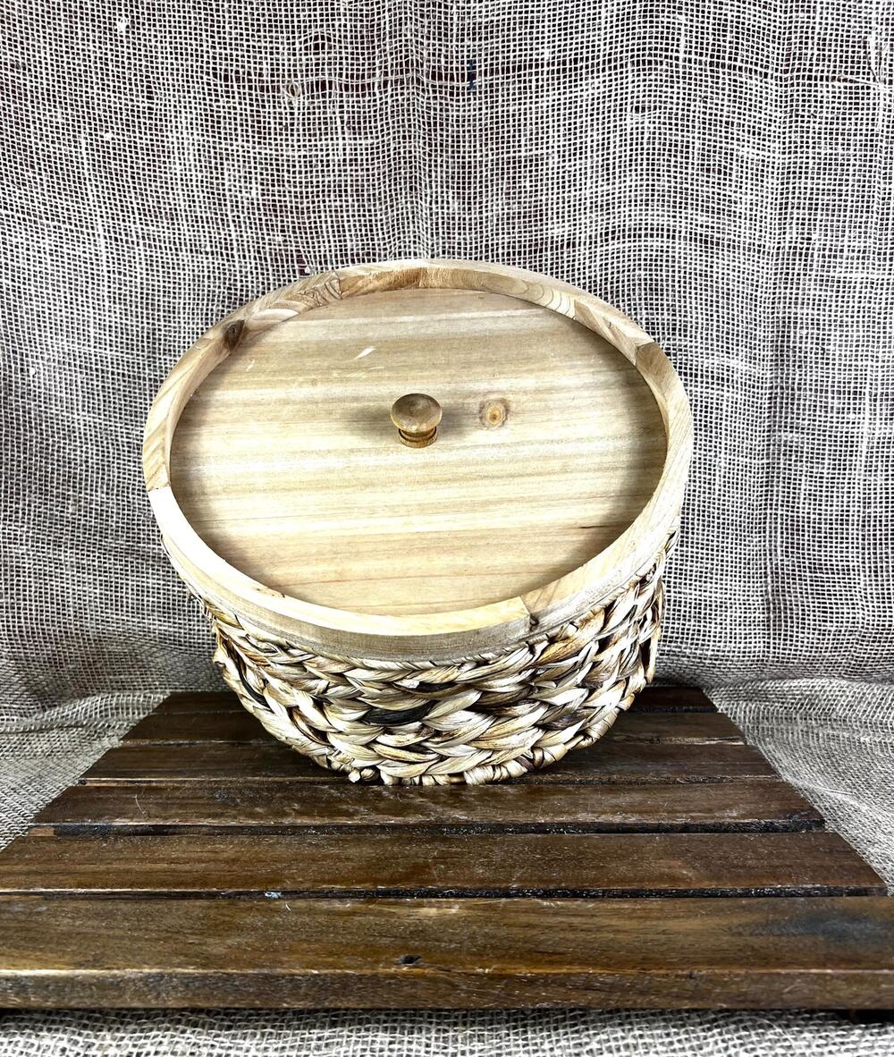 Woven Water Hyacinth Storage Basket with Wooden Lid Round Boho Decorative Basket